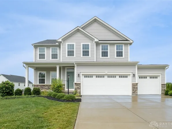 3729 Oak Creek Dr, Dayton, OH 45440