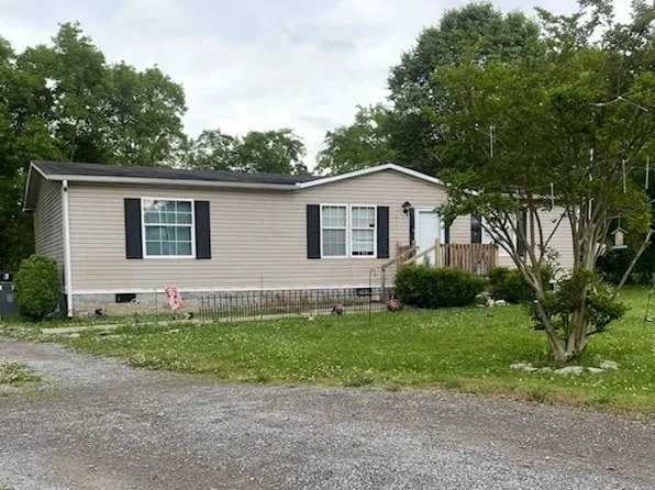 2105 Wimbledon Rd, Murfreesboro, TN 37127