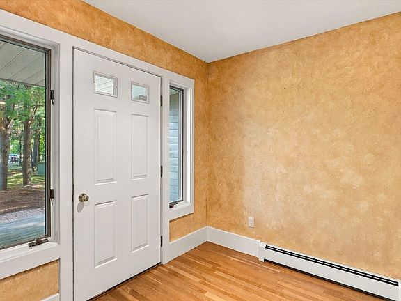 4th image of 58 Country Club Way