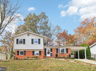 2430 Jackson Pkwy, Vienna, VA 22180