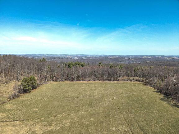3rd image of 4471 Fairview Rd W