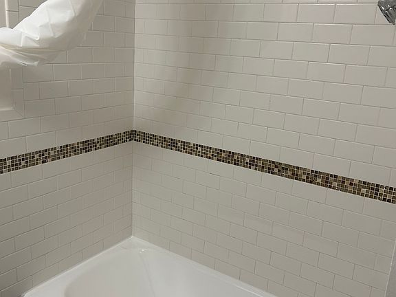 2nd image of 6855 Coldwater Canyon Ave APT 2