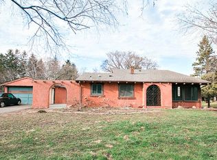 6540 50th St N, Oakdale, MN 55128