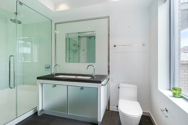 Rented by Golden Lioness Corp | media 20