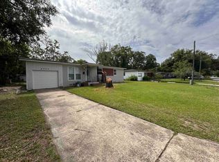 2711 Red Oak Dr, Jacksonville, FL 32211