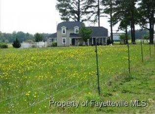 7923 Chickenfoot Rd, Saint Pauls, NC 28384