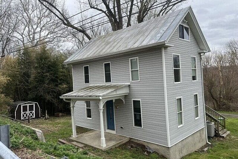 1st image of 4075 Watson Ln