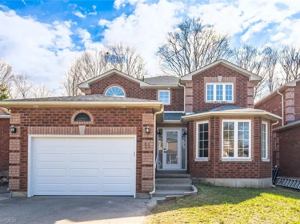 11 Wessenger Dr, Barrie, ON L4N 8R8