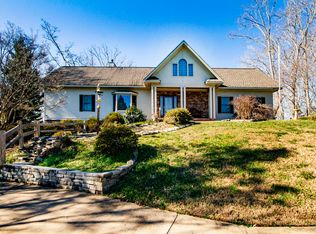 2319 Laurel Lake Rd, Knoxville, TN 37932