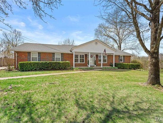 11788 Kingston Dr, Festus, MO 63028