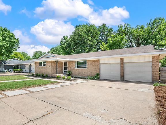 2nd image of 413 Patricia Rd
