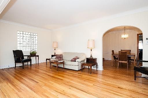 3rd image of 1016 S Kenilworth Ave