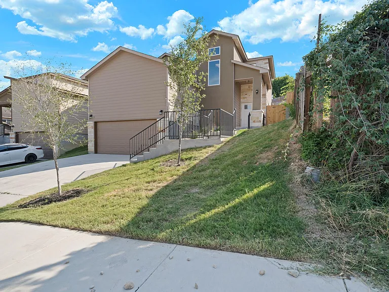 13239 Loma Chica — Photo 35