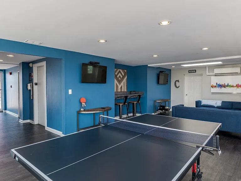 The Carlyle Apartment Homes — Photo 24