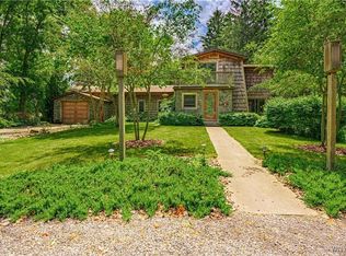 5948 Chestnut Rd, Newfane, NY 14108