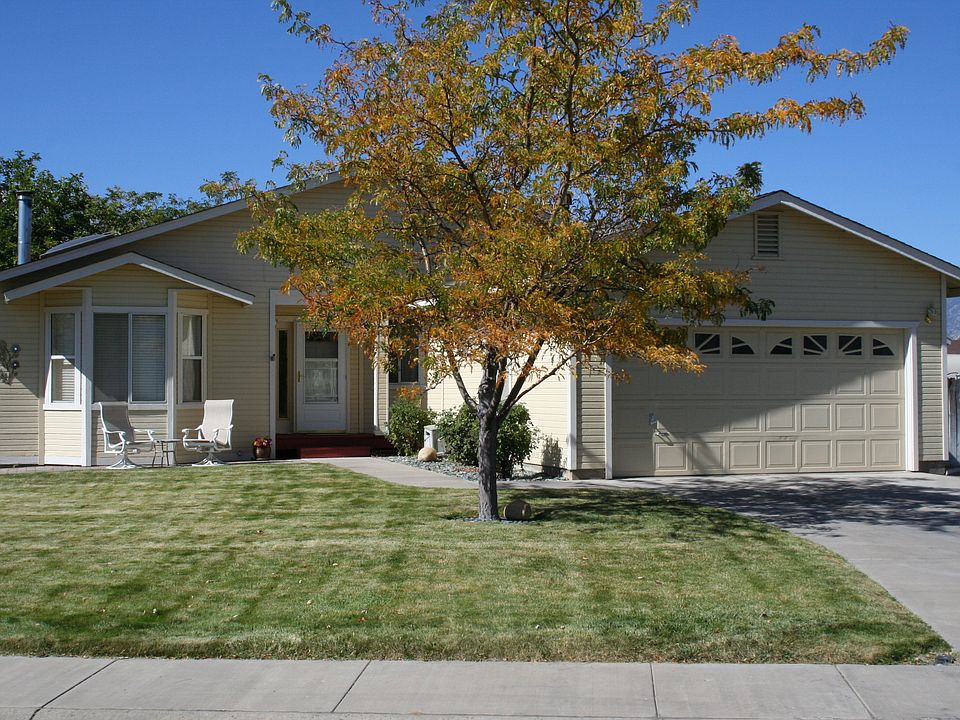 1st image of 682 Ann Way