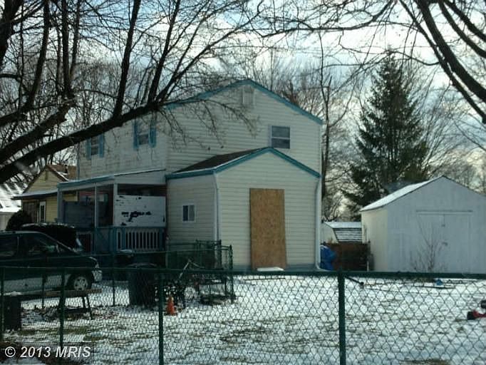 2nd image of 4611 Olympia Ave