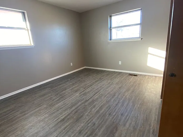 5408 NW 64th St — Photo 11