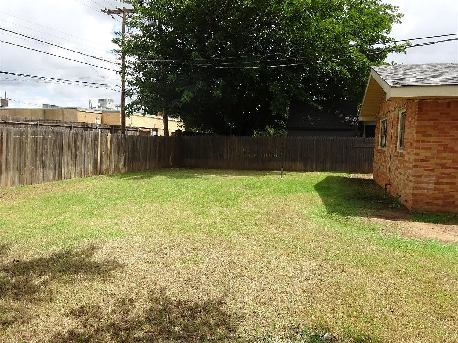 4 bed, 1587 sqft, $1,450 — Photo 3