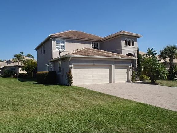 2nd image of 372 NW Sheffield Cir