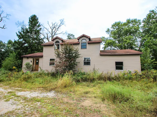 8840 E 400 N, Grovertown, IN 46531