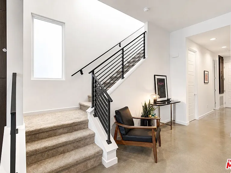 2693 Paragon Loop — Photo 13