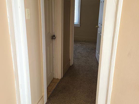 5th image of 14259 Lithgow Ave