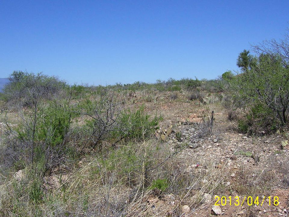 2nd image of 1775 N Arena Del Loma Rd