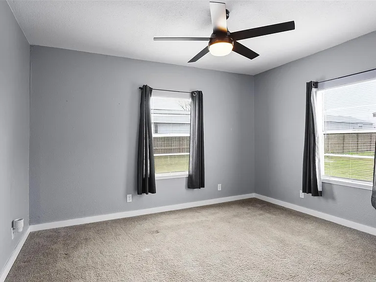 7720 Avenue E — Photo 14