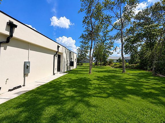 5th image of 9014 Waterbird Way