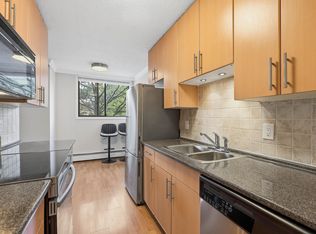 320 Royal Ave #405, New Westminster, BC V3L 5C6