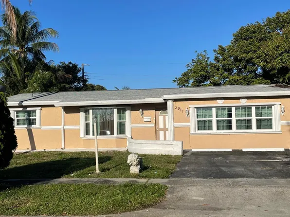 3911 NW 32nd Avenue, Lauderdale Lakes, FL 33309