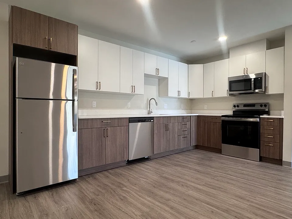 354-356 Cummins Hwy #1