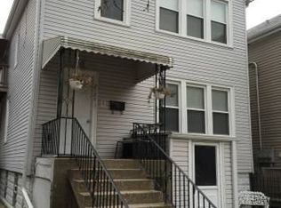 2125 W Race Ave, Chicago, IL 60612