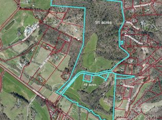 77 Hollywood Rd, Fairview, NC 28730