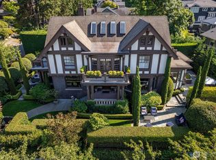 1215 E Lynn Street, Seattle, WA 98012