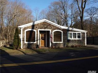 137 Shore Rd, Mount Sinai, NY 11766