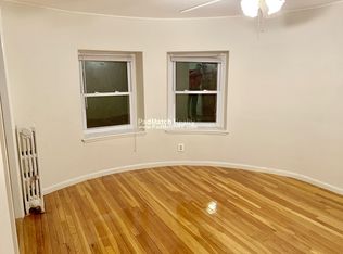 1467 Beacon St, Brookline, MA 02446