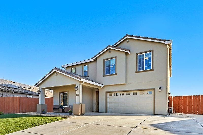 1st image of 2985 Old Oak Ct