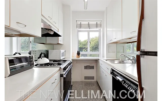 Sold by Douglas Elliman | media 11