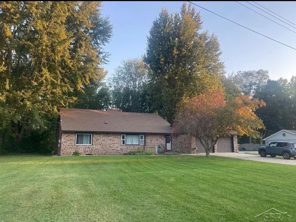 1864 E Chippewa River Rd, Midland, MI 48640