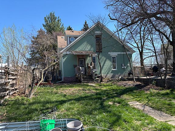 3rd image of 606 Keller St