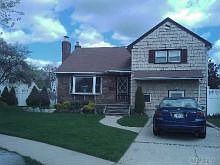 1st image of 15 Beechwood Ct