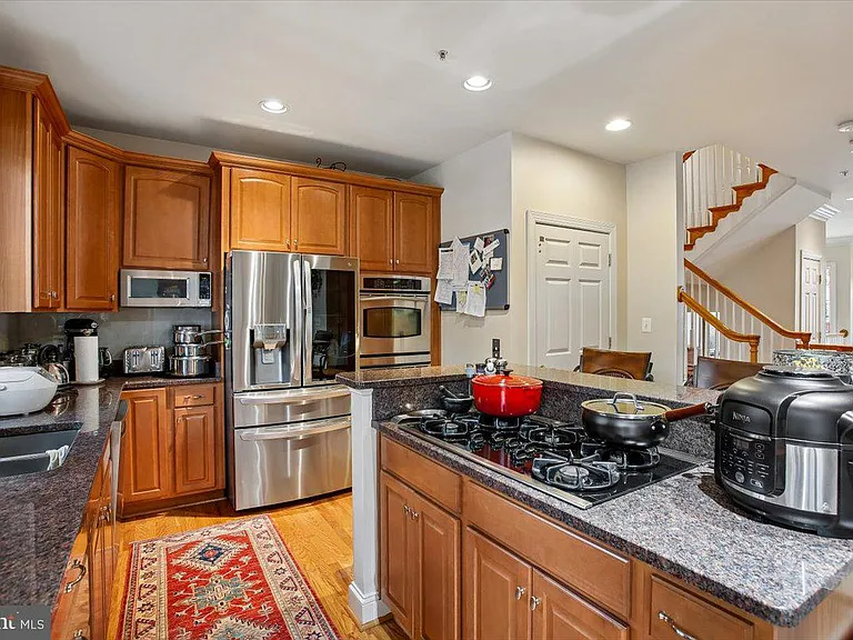 1309 McLean Crest Ct — Photo 15