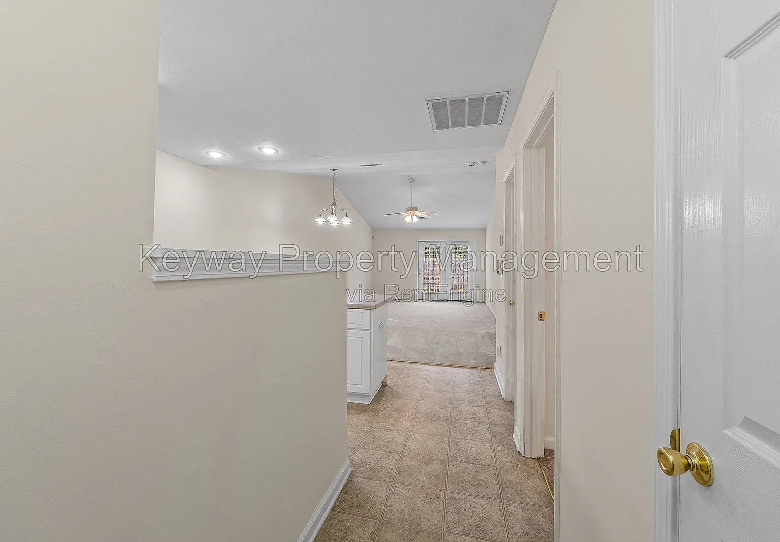 2 bed, 2.0 bath, 1092 sqft, $1,335 — Photo 4