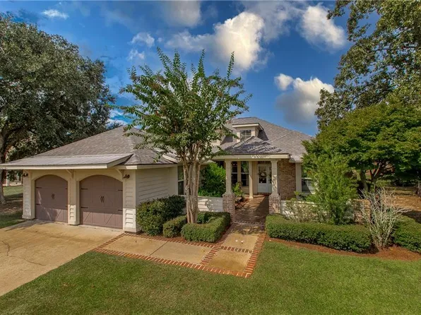 206 Mack Ln, Madisonville, LA 70447
