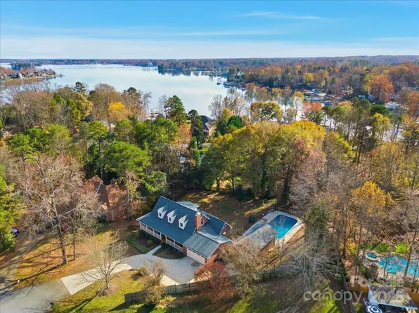 3509 Chapel View Ct, Denver, NC 28037