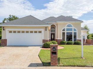 46 Bayshore Dr, Pensacola, FL 32507