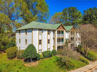 2010 Quaker Lndg APT 302, Raleigh, NC 27603