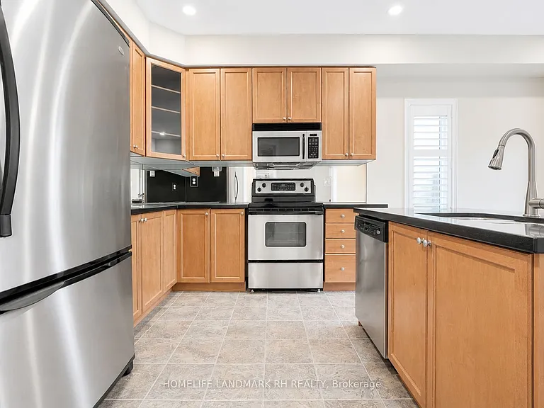 499 Pleasant Ridge Ave — Photo 9